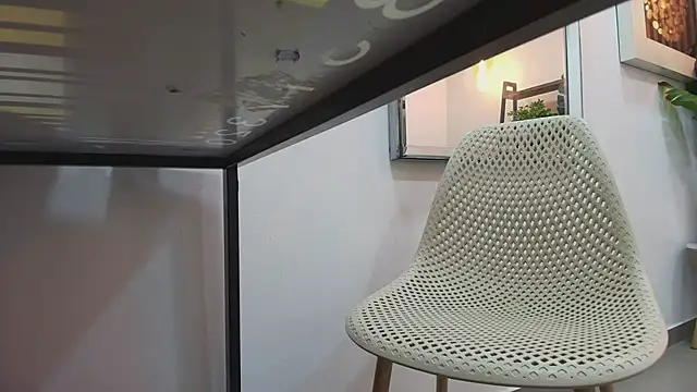 Coral Lise online show from September 22, 11:01 am