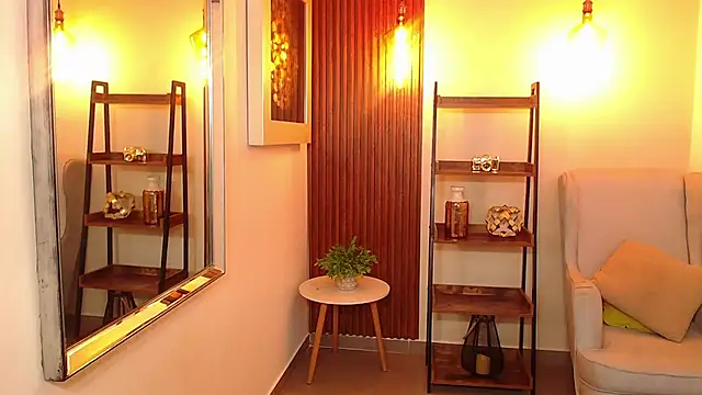 Coral Lise online show from November 27, 11:12 am