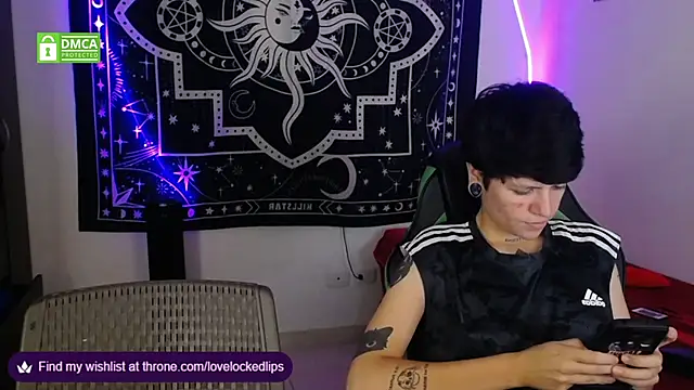 lovelockedlips online show from September 9, 3:28 am