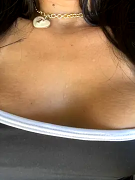 elathaiss online show from November 13, 6:51 pm