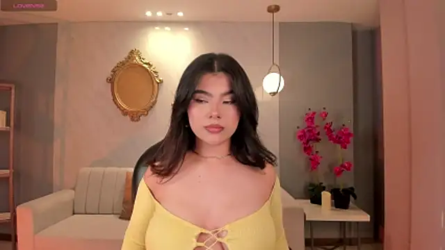 CandaseRussell online show from October 9, 9:13 pm