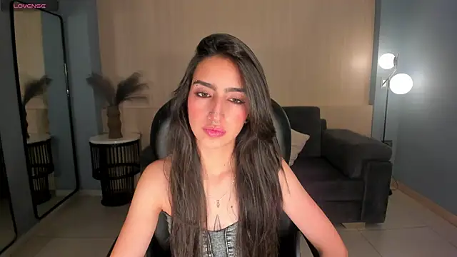 Snapshot of LarisaSmirnov chatting on September 17, 4:25 am LarisaSmirnov online show from September 17, 4:25 am
