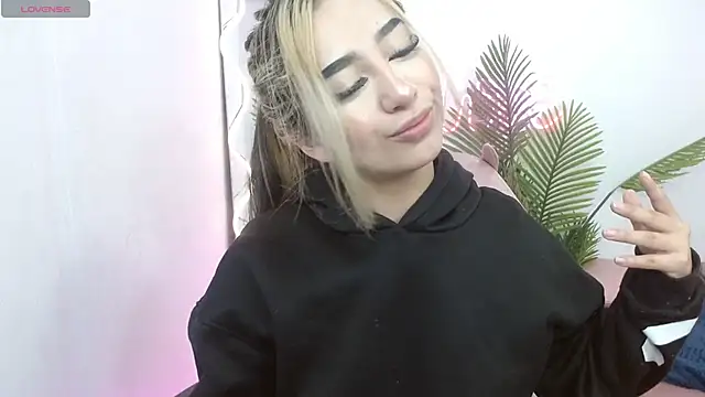 Malory tay1 online show from September 23, 12:08 pm