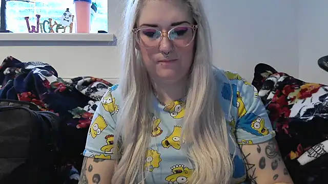 Snapshot of Sizzling_Indie36 chatting on October 25, 3:18 pm Sizzling Indie36 online show from October 25, 3:18 pm