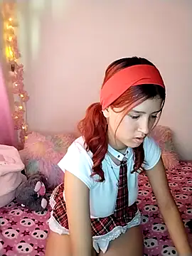 Sophie joyy online show from October 7, 7:00 pm