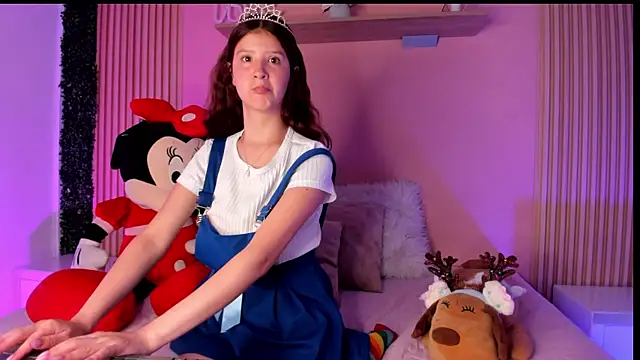 Snapshot of Sophie_joyy chatting on November 22, 10:20 pm Sophie joyy online show from November 22, 10:20 pm