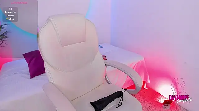 Dayanne campbelll online show from December 22, 11:35 pm