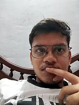 Snapshot of arun1144 chatting on March 22, 7:42 pm arun1144 online show from March 22, 7:42 pm