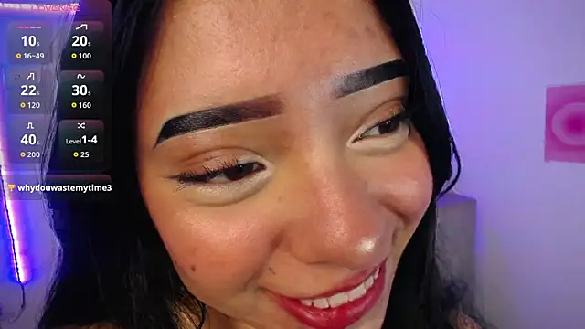 Emilybutterfly1 online show from September 12, 8:53 pm