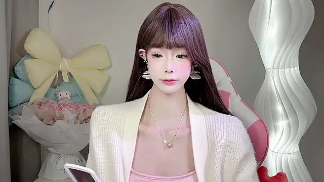 Snapshot of Gogo-888 chatting on November 22, 11:20 am Gogo-888 online show from November 22, 11:20 am