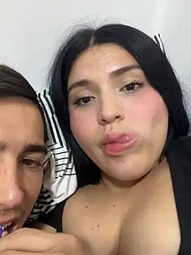 pareja curiosa19 online show from December 22, 3:58 am