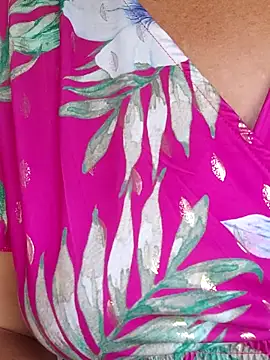 emiliemilf online show from March 5, 9:22 pm