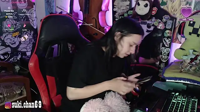 Snapshot of Sukychan_ chatting on November 16, 8:14 pm Sukychan online show from November 16, 8:14 pm