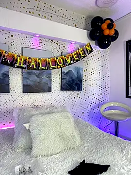 Andy Leex online show from October 12, 8:30 pm