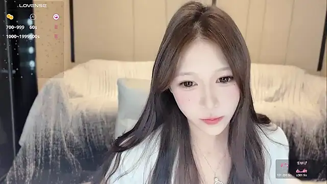 Snapshot of -monica-tina- chatting on November 5, 7:25 pm -monica-tina- online show from November 5, 7:25 pm