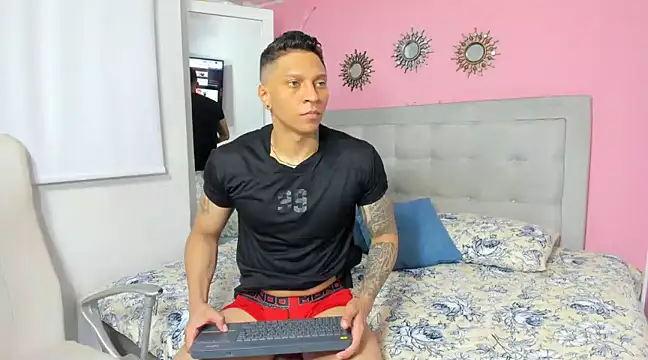 Snapshot of ethan_dalton_ chatting on March 18, 6:15 pm ethan dalton online show from March 18, 6:15 pm