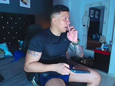 Snapshot of ethan_dalton_ chatting on October 25, 2:52 am ethan dalton online show from October 25, 2:52 am