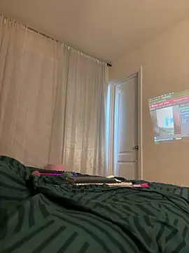 shurthingx online show from April 1, 7:00 pm