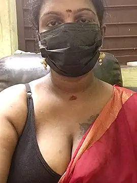 poojaa-rani online show from November 3, 5:25 pm