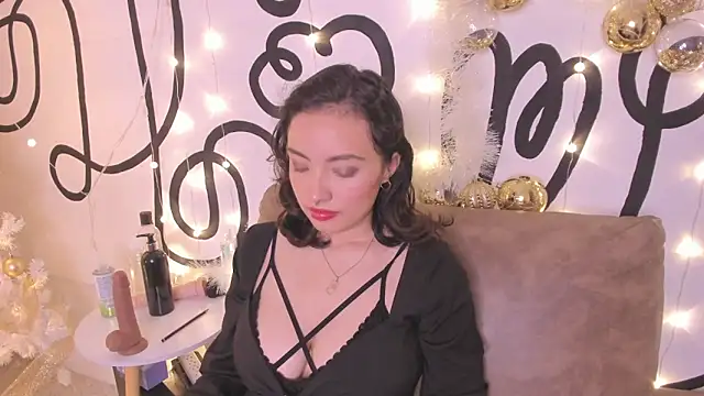 Snapshot of Angelica_Moon21 chatting on November 28, 5:21 am Angelica Moon21 online show from November 28, 5:21 am