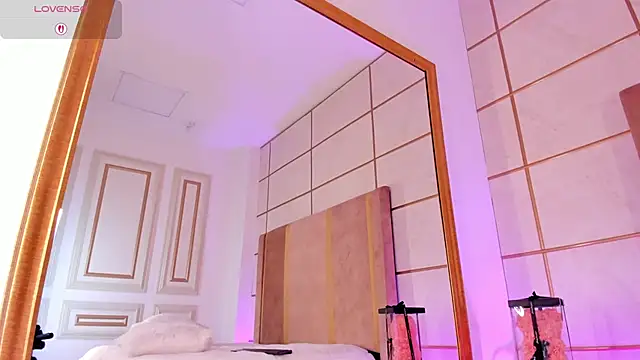 laurencarter1 online show from December 15, 11:20 pm