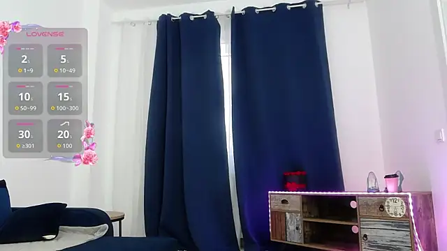 Snapshot of TerresaDiamond chatting on November 24, 6:57 am TerresaDiamond online show from November 24, 6:57 am