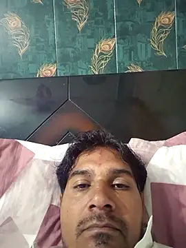 Snapshot of johnny8731 chatting on September 27, 7:19 pm johnny8731 online show from September 27, 7:19 pm