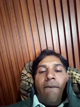 Snapshot of johnny8731 chatting on November 23, 9:42 am johnny8731 online show from November 23, 9:42 am