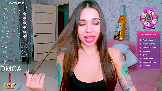 vinkiepinkie online show from September 28, 4:56 pm