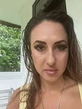 Brilliant-Splashes online show from March 3, 2:07 am