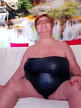 QueenPammy1 online show from February 13, 11:28 am