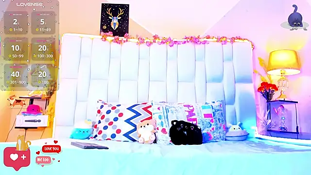 cherryboom23 online show from December 14, 5:29 pm