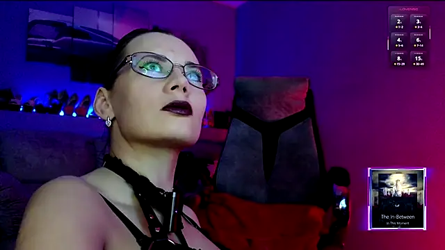 Snapshot of MilanaPure chatting on November 2, 4:42 pm MilanaPure online show from November 2, 4:42 pm