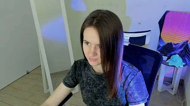 Catherine e online show from October 2, 6:15 pm