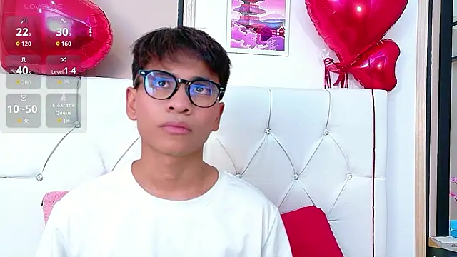 Ethan Westt online show from March 11, 8:37 pm