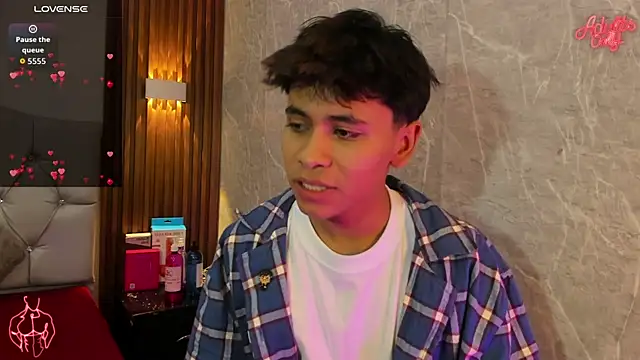 Ethan Westt online show from April 20, 8:32 pm