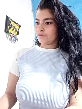 Snapshot of AlanaHotxx chatting on September 22, 6:15 am AlanaHotxx online show from September 22, 6:15 am