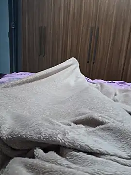 Snapshot of Gasquii chatting on November 25, 3:17 am Gasquii online show from November 25, 3:17 am