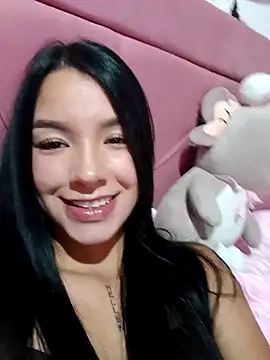 adrianagilton online show from October 5, 9:24 pm