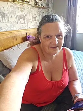 MissQueenBeex online show from September 24, 10:18 am