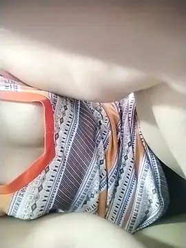 Snapshot of daika31 chatting on March 18, 5:31 pm daika31 online show from March 18, 5:31 pm