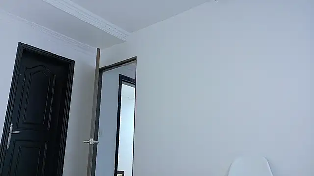 salomehills  online show from March 21, 12:17 pm