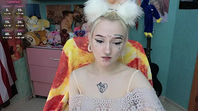 Snapshot of Manuela_unicorn chatting on November 16, 8:03 pm Manuela unicorn online show from November 16, 8:03 pm