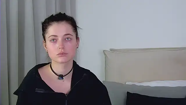 Snapshot of AshleyD_ chatting on February 9, 2:48 am AshleyD online show from February 9, 2:48 am