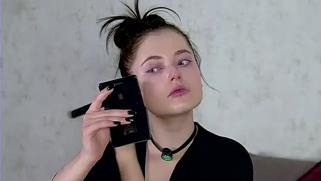 Snapshot of AshleyD_ chatting on February 27, 2:22 am AshleyD online show from February 27, 2:22 am