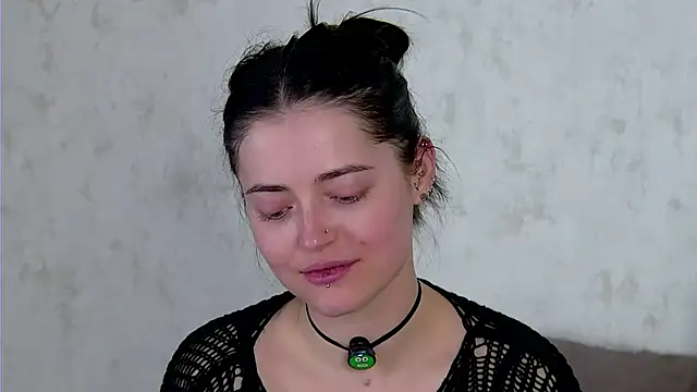 AshleyD  online show from April 23, 1:46 pm