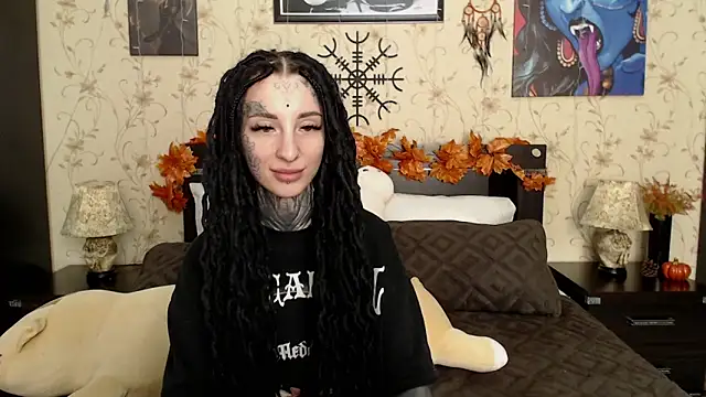 Snapshot of Velvetbat chatting on November 1, 8:16 am Velvetbat online show from November 1, 8:16 am