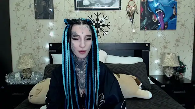 Snapshot of Velvetbat chatting on December 14, 7:03 am Velvetbat online show from December 14, 7:03 am