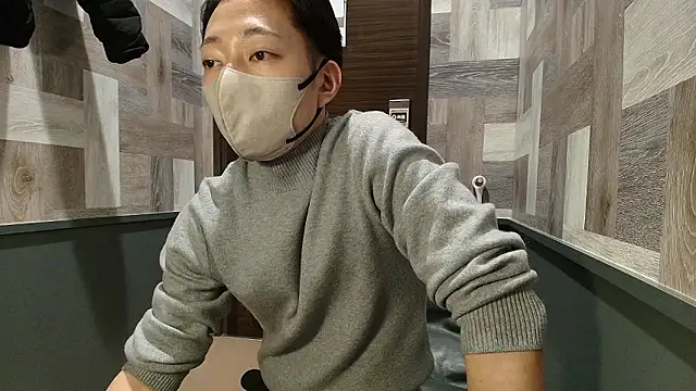 i am Hiro online show from February 6, 3:44 am