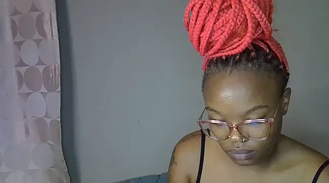 YummyMelanin117 online show from March 20, 5:36 pm